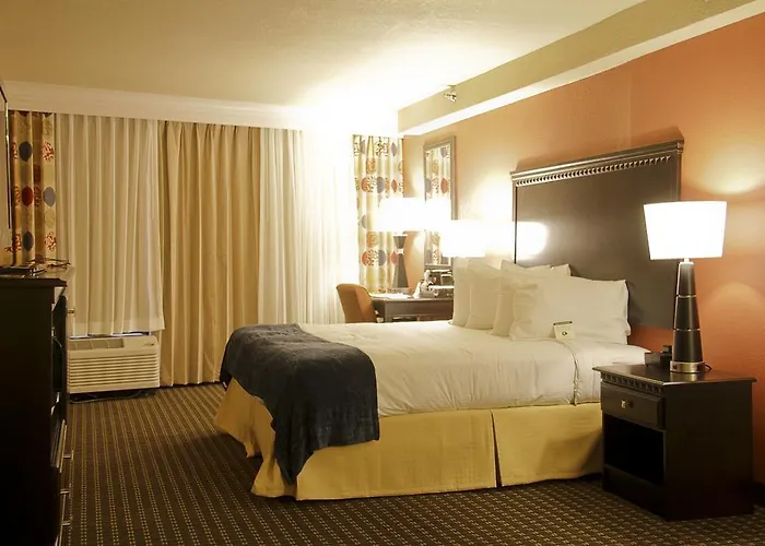 Conference Center And Hotel Decatur