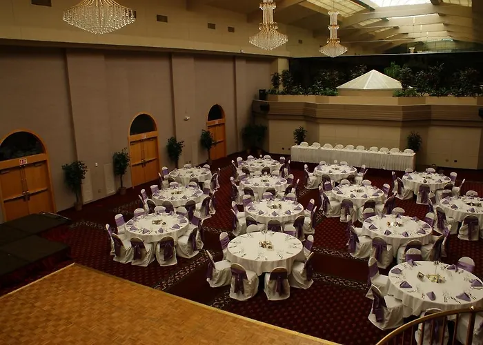 Conference Center And Hotel Decatur